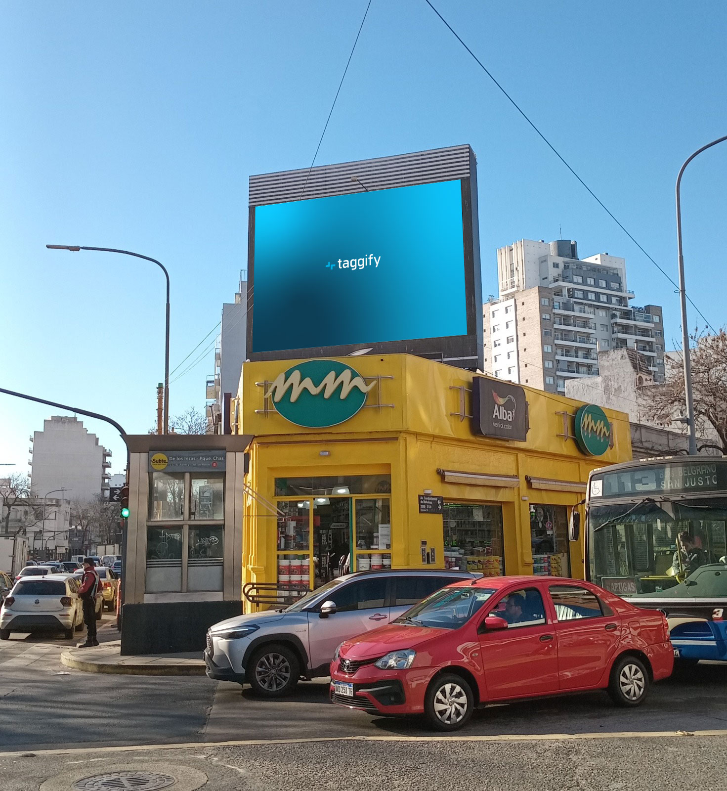 AR - CABA - Villa Urquiza - Av. Triunvirato 3700 - Buenos Aires