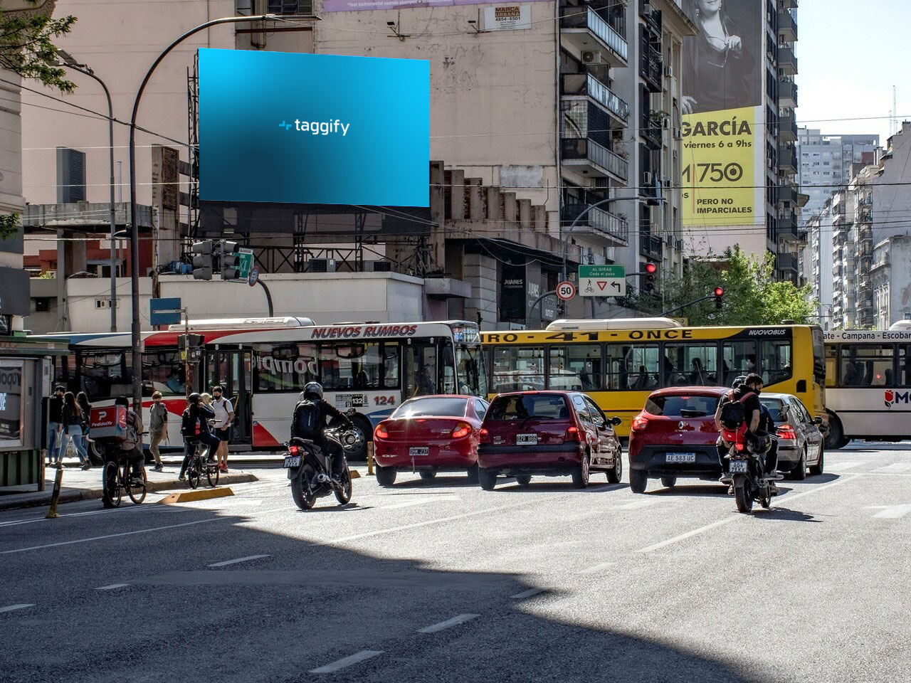 AR - CABA - Once - Av.Pueyrredon 527 y Corrientes - CABA