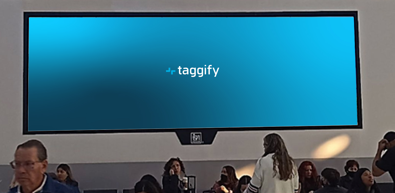 MX - CDMX - Videowall Sala De Ultima Espera Nacional / Sala 13 1115015 - CDMX