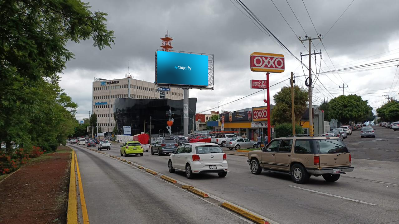 MX - Puebla - Puebla-boulevard Atlixco Y Galeria Las Animas V1 - Puebla