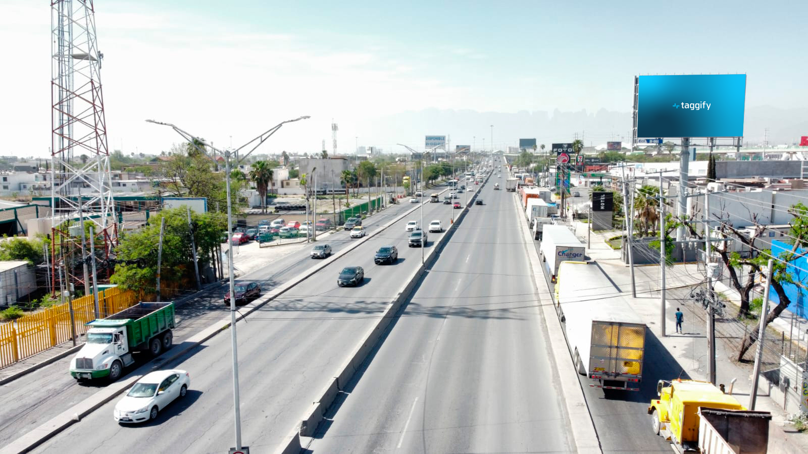 MX - Monterrey - Lopez Portillo 710 - Avenida Universidad - Carretera Laredo - DE-0061 - Monterrey