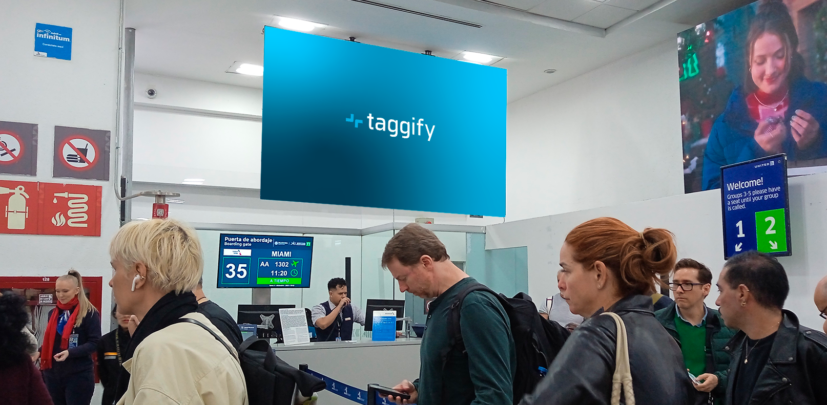 MX - CDMX - Aeropuerto - Venustiano Carranza - Modulo Xi Puerta 35 - VW 37 - CDMX