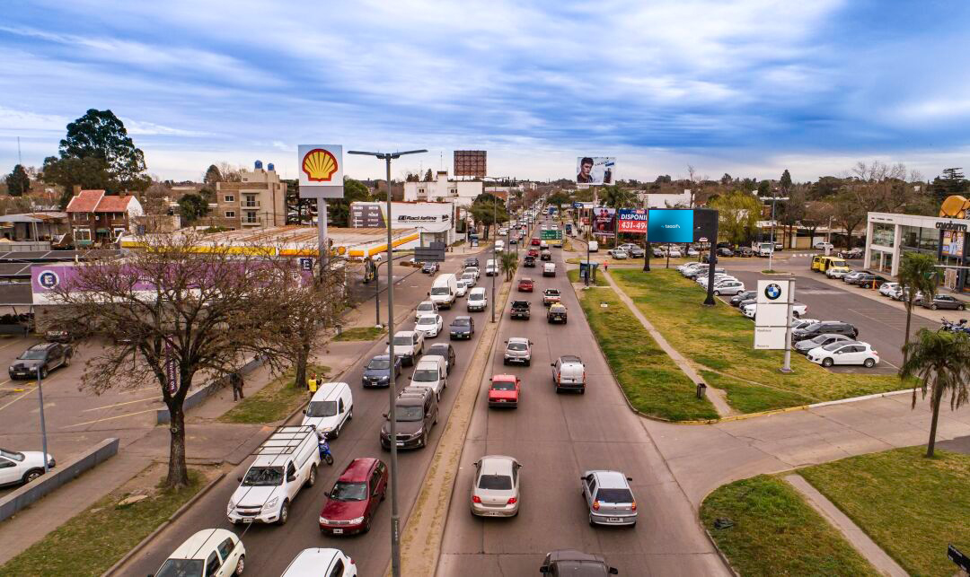 Santa Fe -  Rosario - Av Eva Peron - Vista Centro Fisherton gallery 2