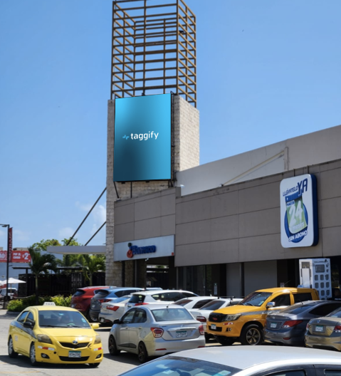 PA - Ciudad de Panama - Av. Via Tocumen - Ciudad de Panamá