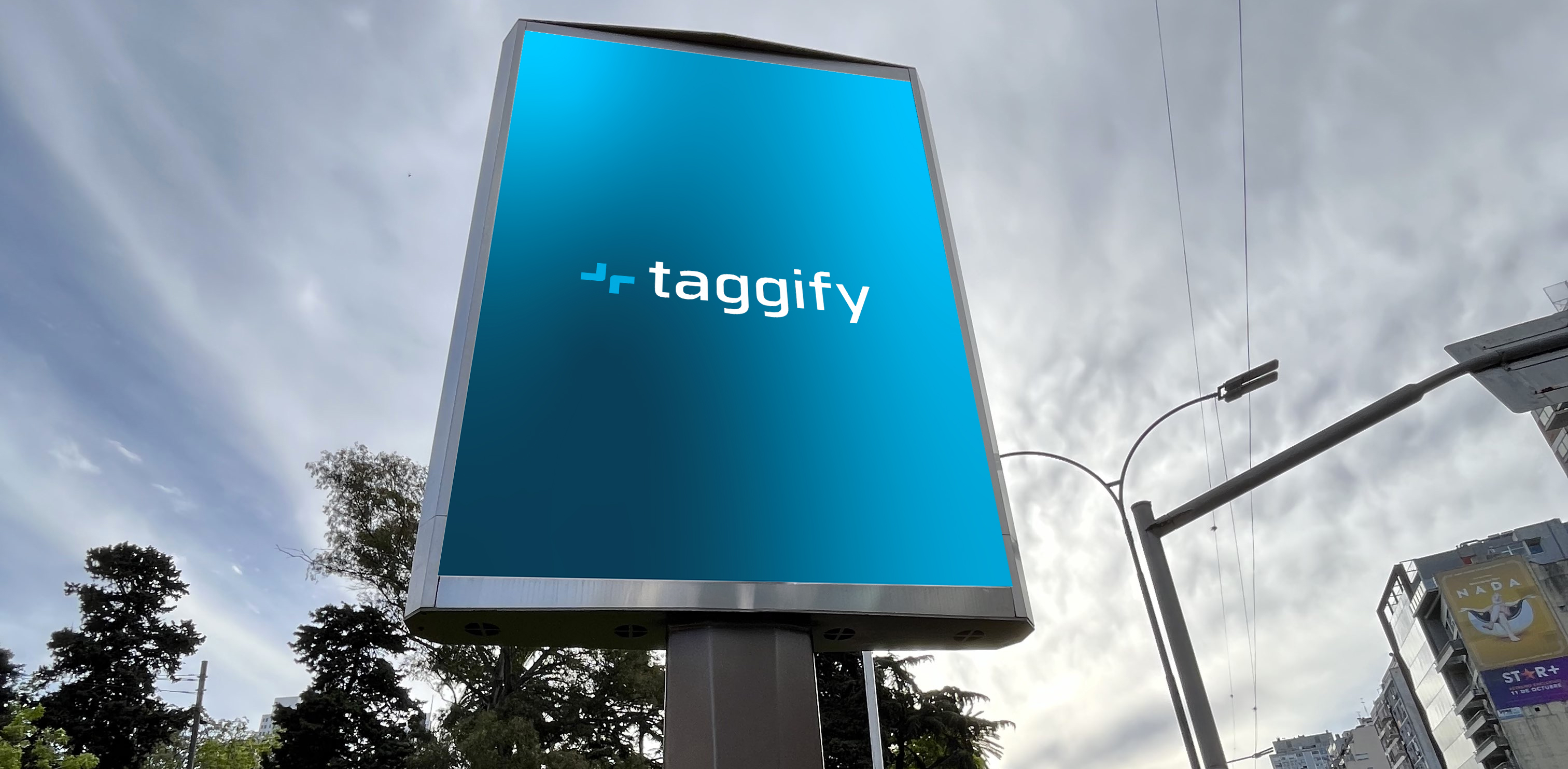 AR - CABA - Palermo - Av Gral Las Heras 3200 Y Av Cnel. Diaz - CABA