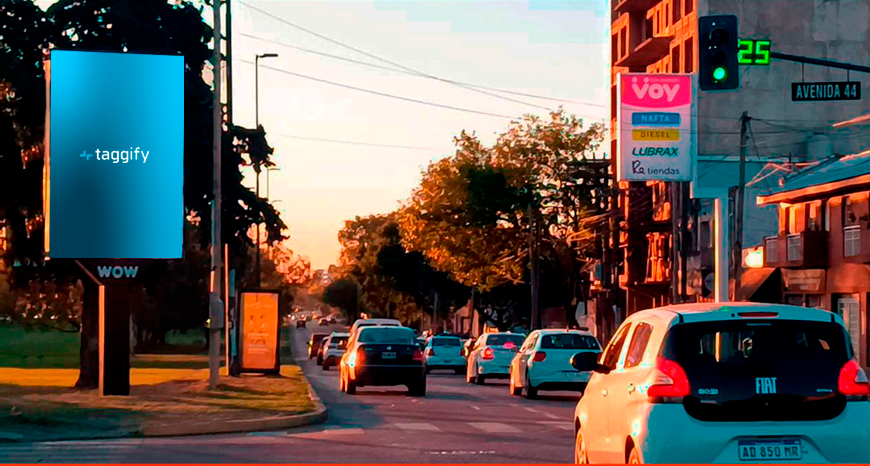 AR - Buenos Aires - La Plata - Av 44 esq. Av 31 - La Plata