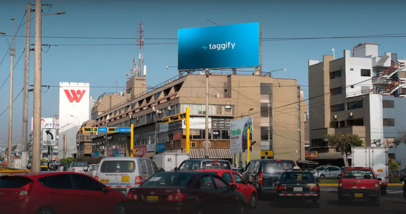 PE - Lima - Surco - Av. Primavera - Lima