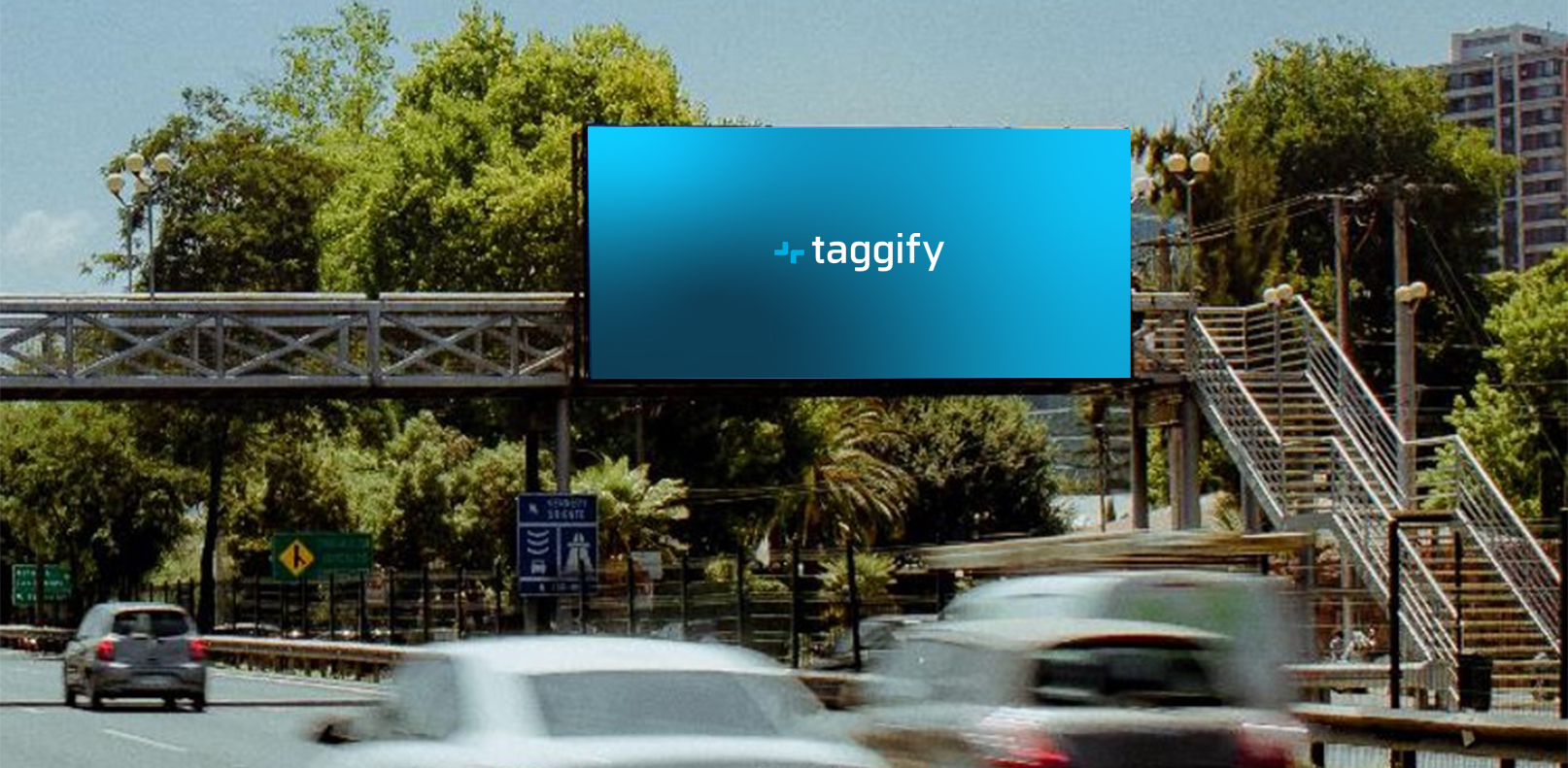 CL - Santiago - Las Condes - Lateral Kennedy - Gilberto Fuenzalida - Las Condes