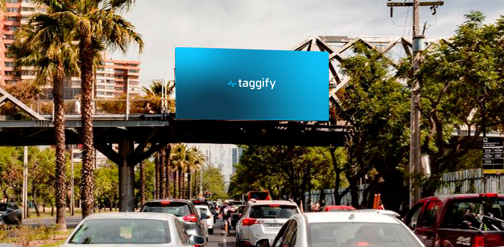 CL - Santiago - Las Condes - Manquehue y Presidente Riesco - Las Condes