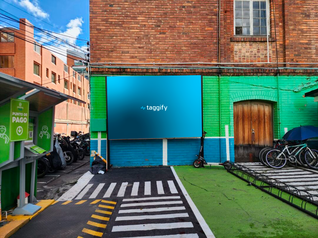 CO - Bogota - Cl 72 #7 - 64 - OTM_PA01, UPZs Localidad Chapinero