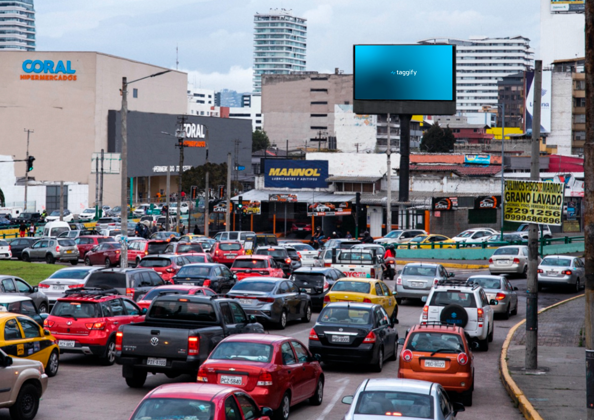 EC - Quito - La Y - Av 10 Agosto Y Av Americas Quito - Quito
