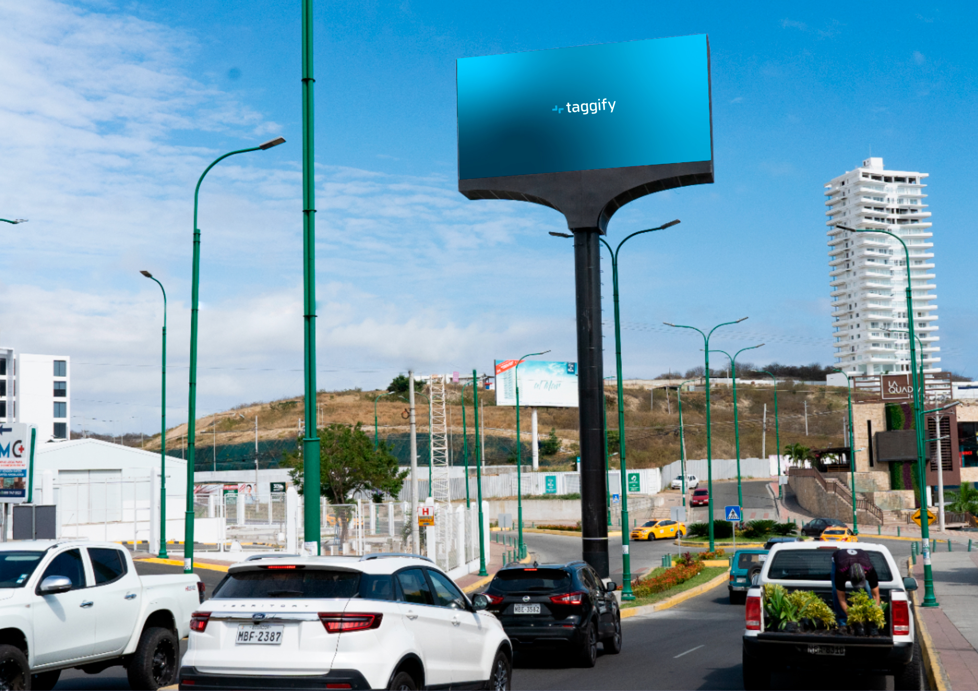 EC - Ciudadela Universitaria - Av Barbasquillo Redondel La Cuadra - Quito