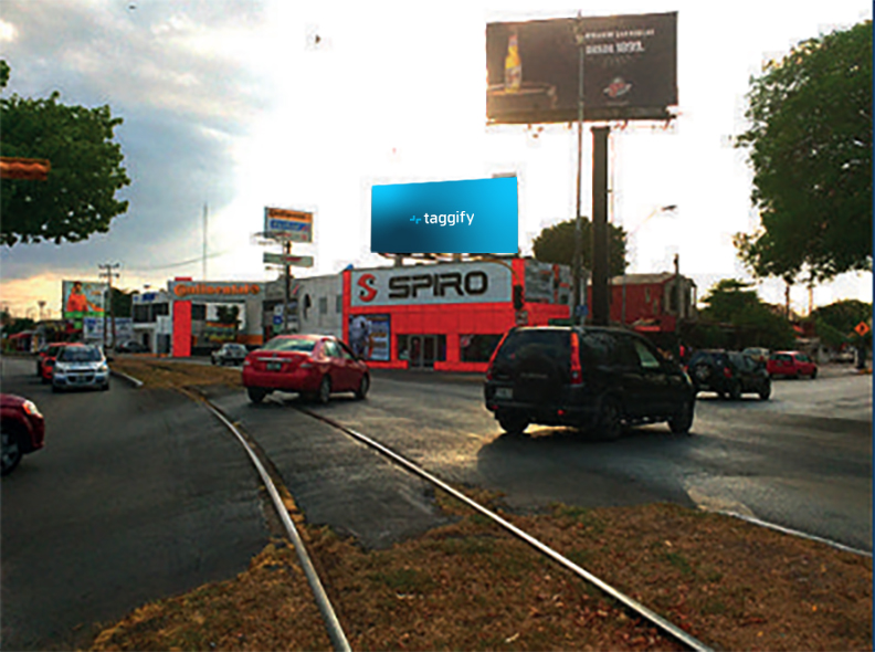 MX - Yucatan - Merida - Av Circuito Colonia - Mérida