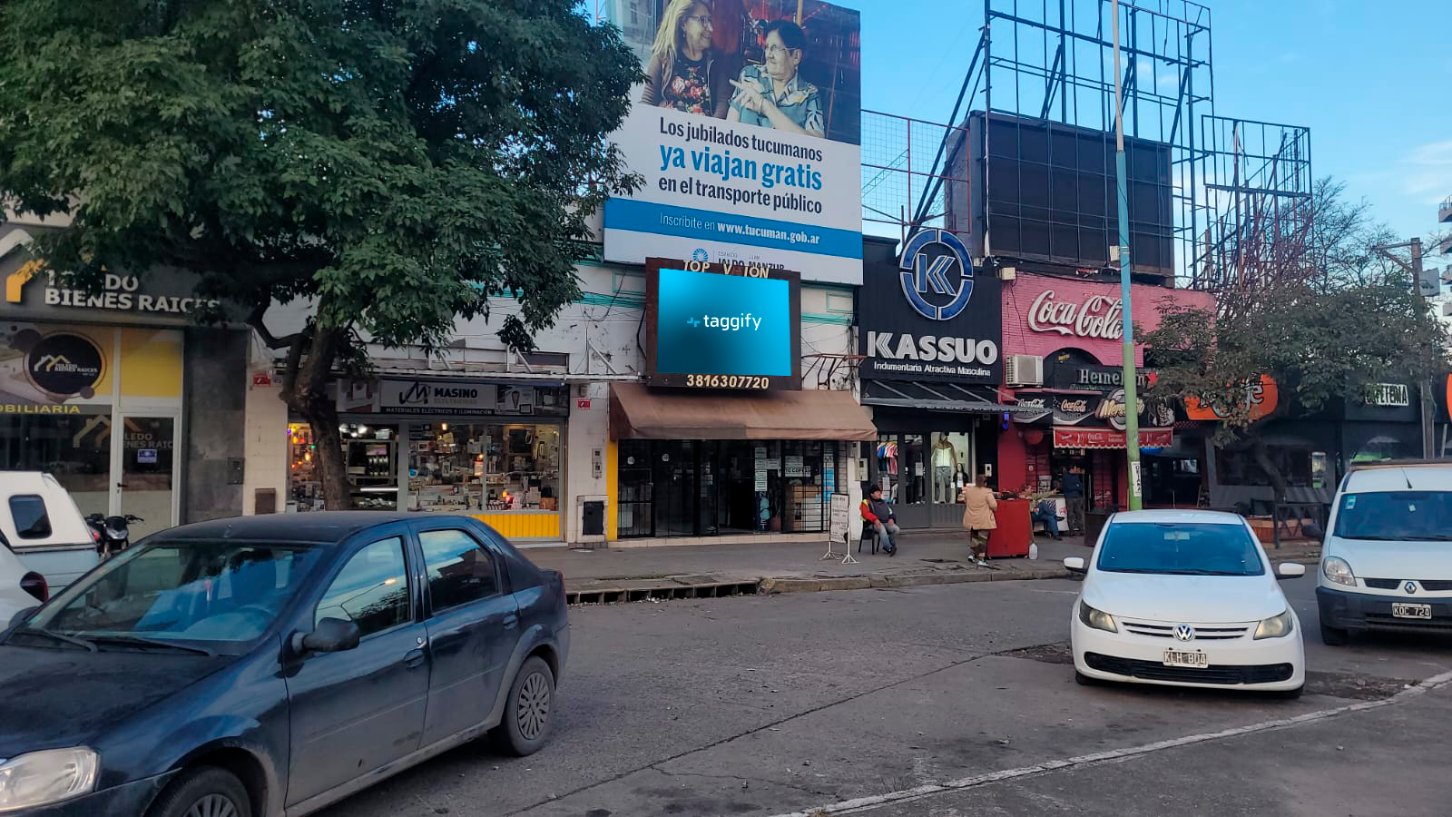 AR - Tucuman - San Miguel de Tucuman - Plazoleta - Av. Republica del Libano 915 - San Miguel de Tucuman