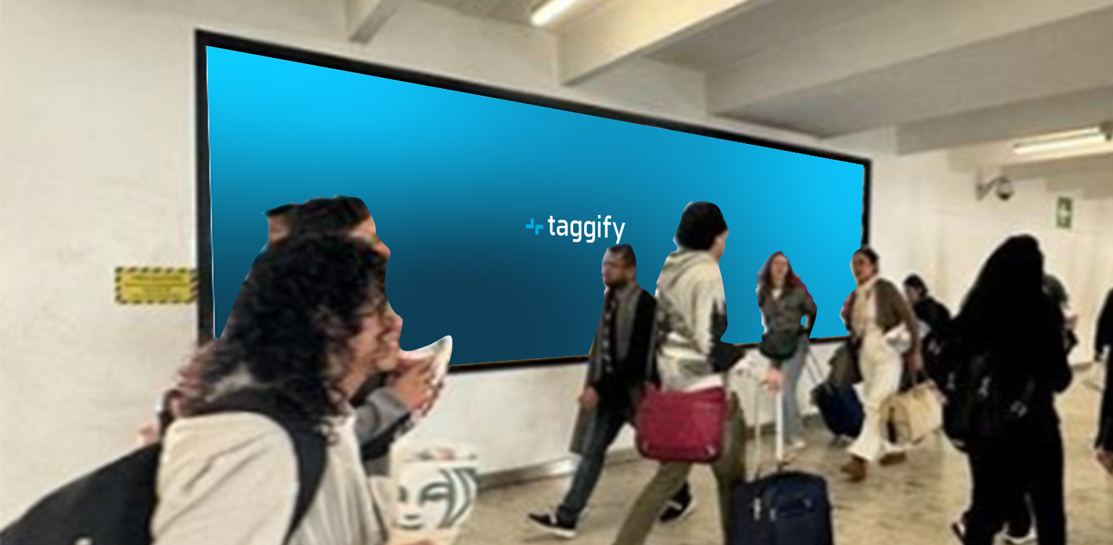 MX - CDMX - Videowall Sala De Ultima Espera Nacional / Sala 14 1115014 - Mexico City