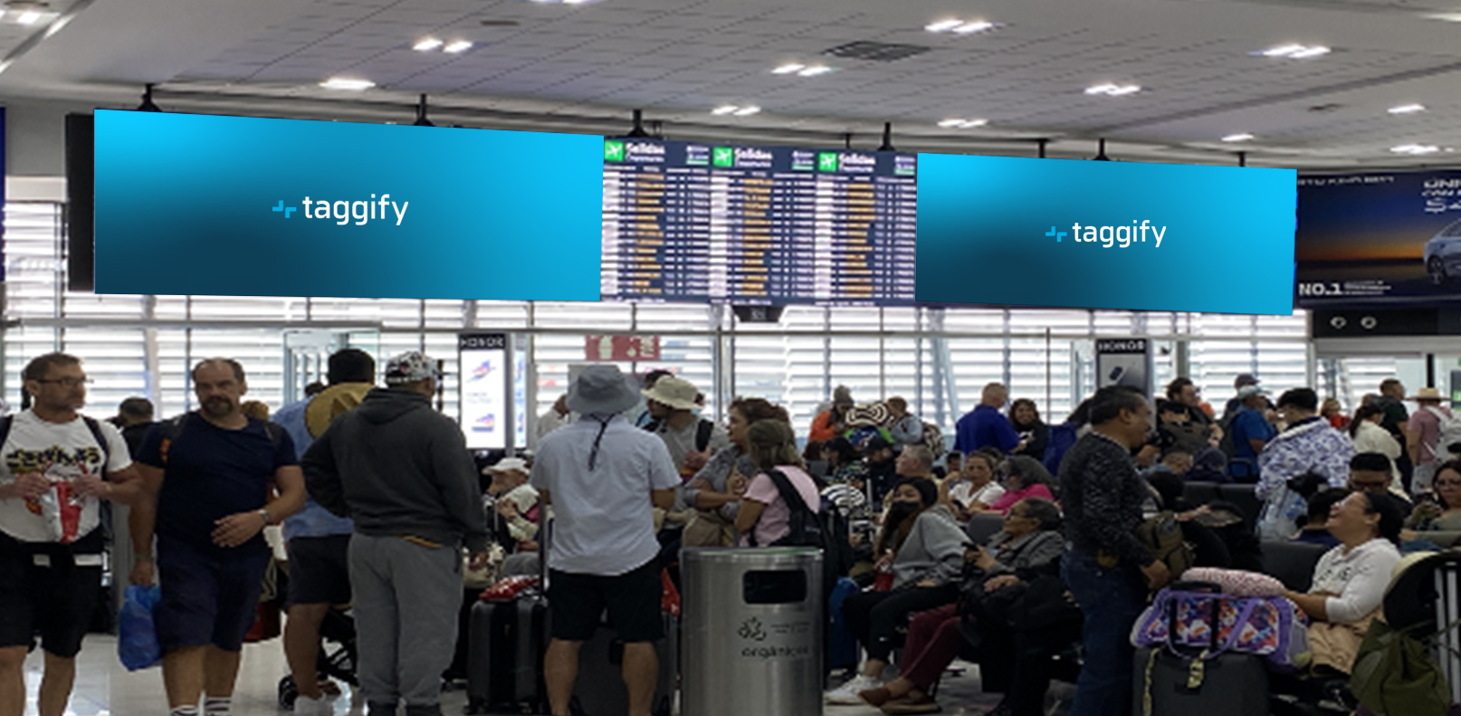 MX - CDMX - Pantalla Lateral Derecho Sala De Ultima Espera  Puerta 25 1115150DA - Mexico City