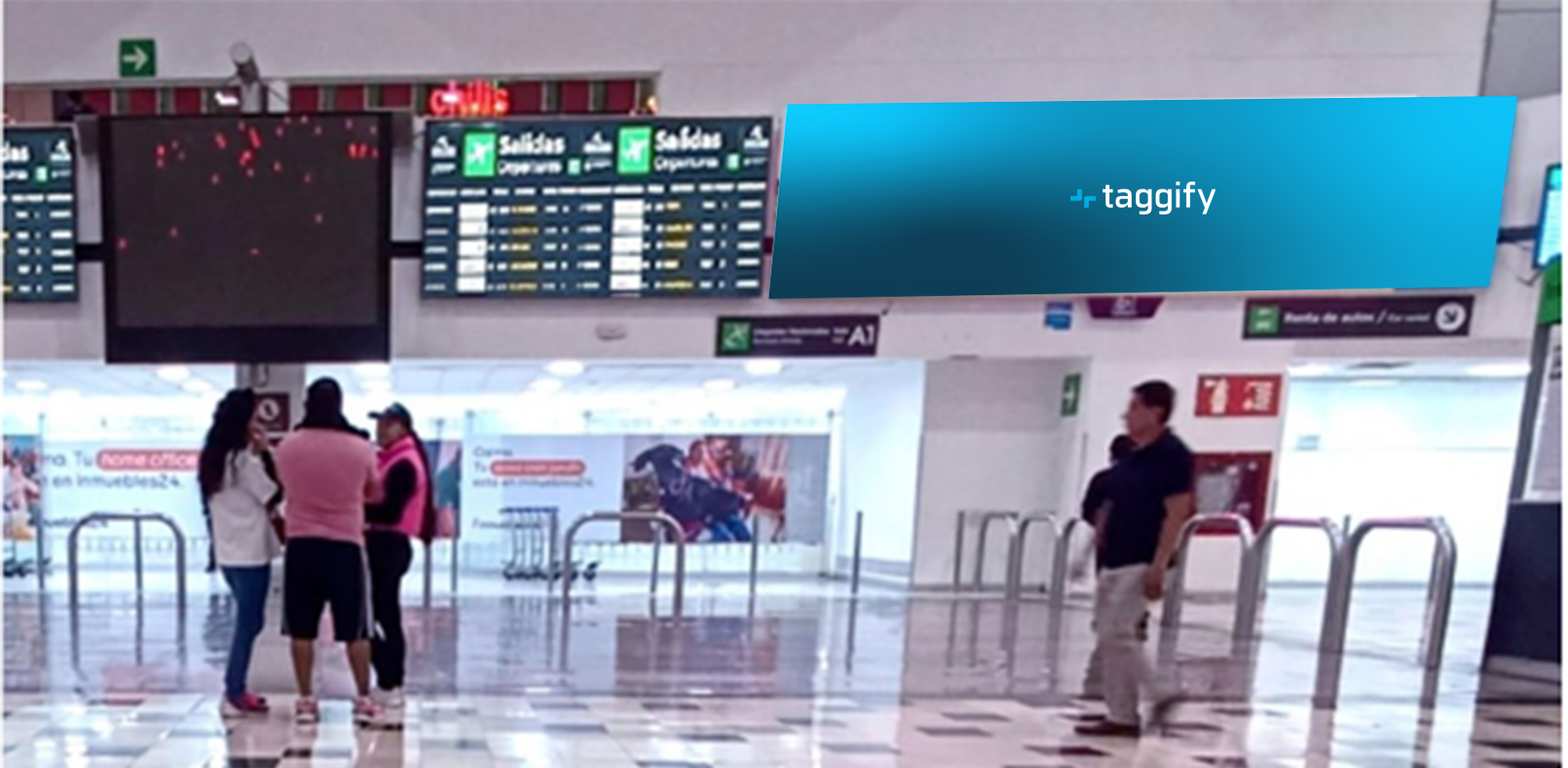 MX - CDMX - Pantalla Led Lateral Derecho Sala De Espera 1 1015136DB - Mexico City