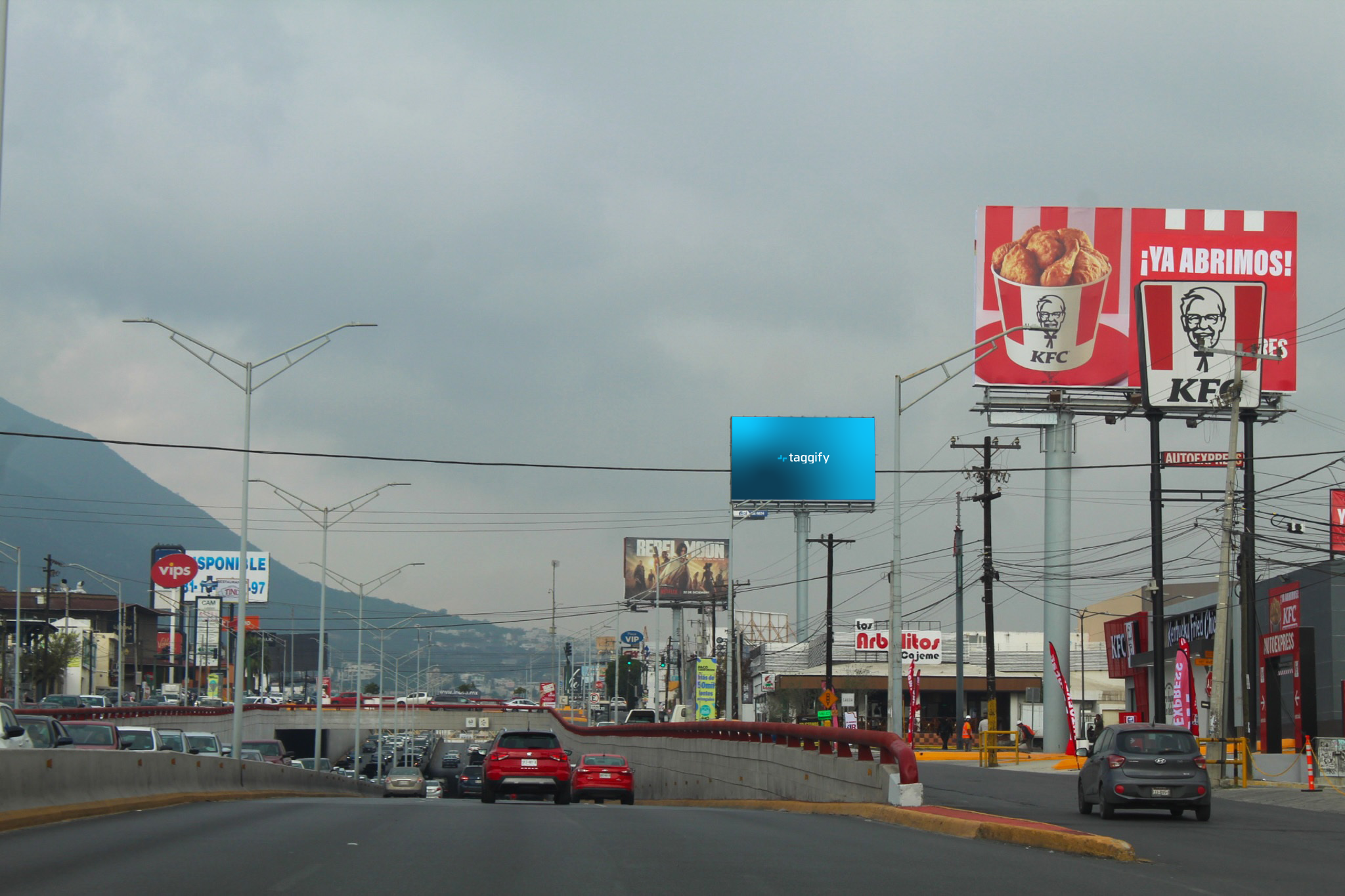 MX - Monterrey - Av. Paseo De Los Leones-cumbres 1a 2a Sector V1 - Monterrey