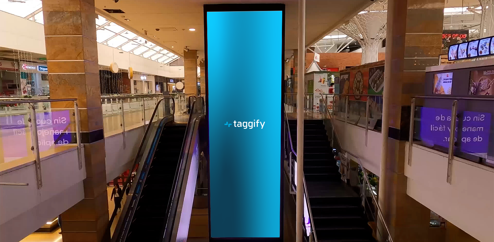 CO - Bogota - Centro Comercial Hayuelos - Panoramica - Calle 20 82-52, UPZs de Bogotá