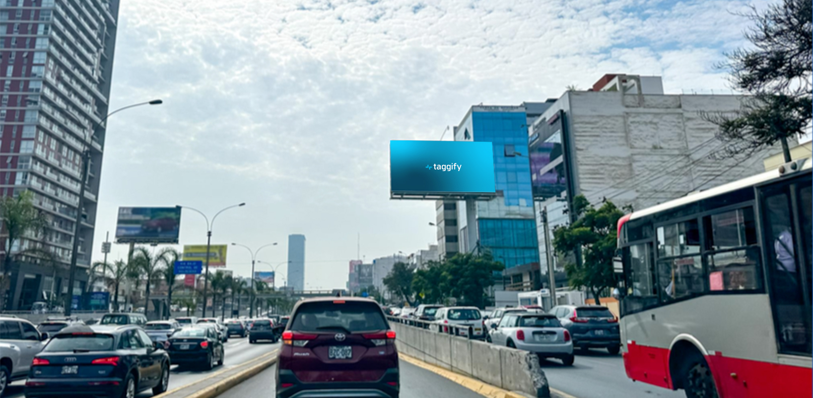 PE - Lima - Av. Javier Prado Este - Junto A La Rambla, San Isidro