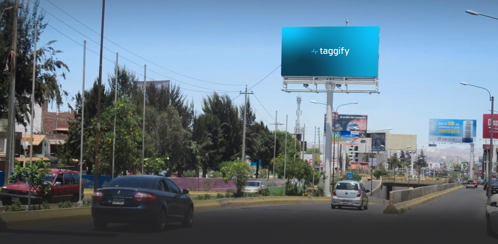 Arequipa - Av. Los Incas (Parque Lambramani), Arequipa