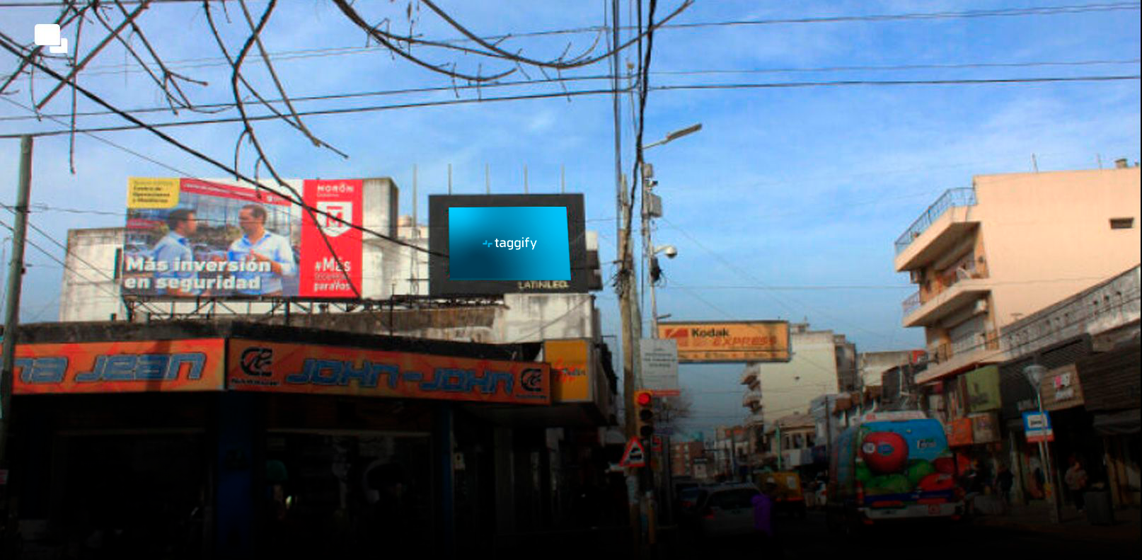 AR - GBA - Castelar Centro - Carlos Casares y Arias - Castelar