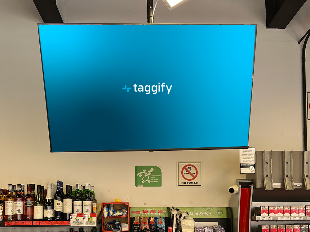 MX - Veracruz - Xalapa - Jardines de Xalapa - Plaza andador encanto local 19 - Xalapa