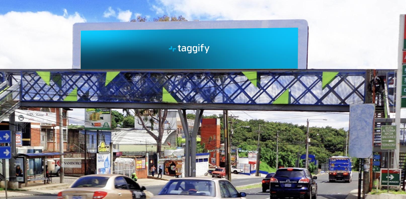 GT - Guatemla City - Blvr - San Cristobal - Entrando - Mixco