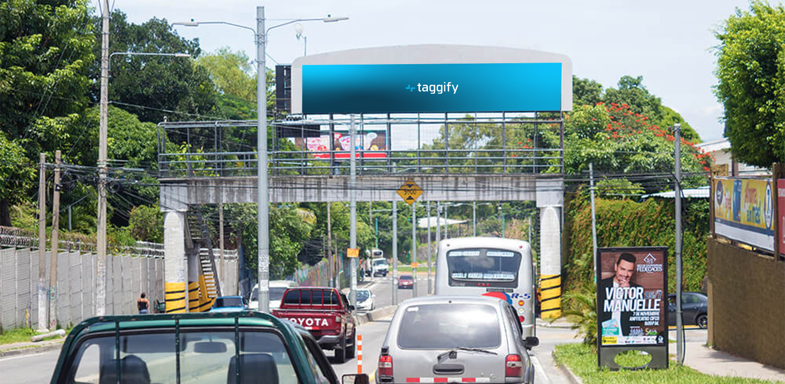 SV - San Salvador - Antigua a Huizucar - Hacia Paso del Jaguar - Distrito Municipal 4